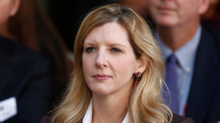 Σκάνδαλο Epstein: Παραιτήθηκε η επικεφαλής της νομικής υπηρεσίας της Goldman Sachs