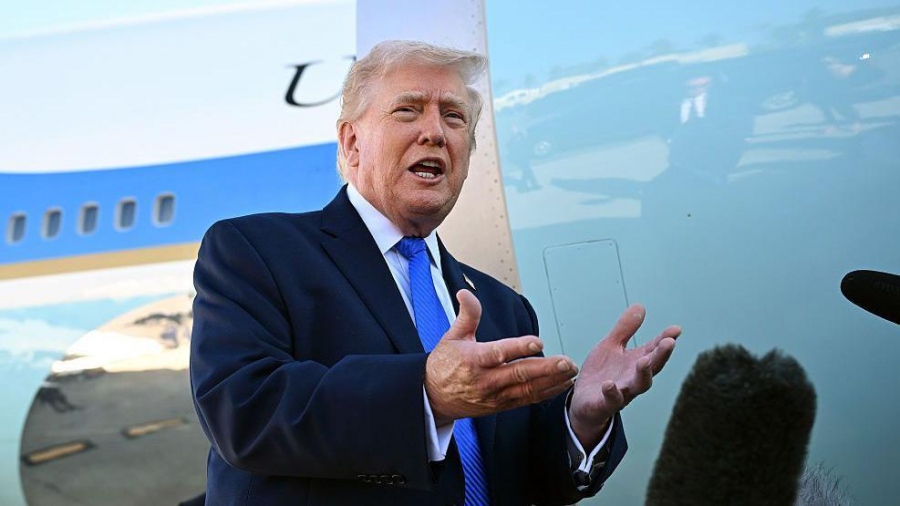 Παίζει με τις λέξεις – Ο Trump δεν μιλά για πόλεμο με το Ιράν για να παρακάμψει το Κογκρέσο