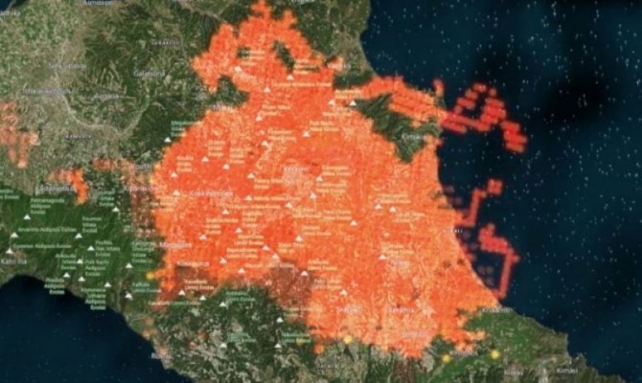 Οι εφιαλτικές εικόνες των πύρινων μετωπών από τον δορυφόρο – Οι πυρκαγιές σε Αττική, Εύβοια και Ηλεία