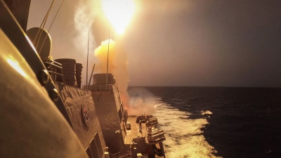ΗΠΑ - Λευκός Οίκος: Ενισχύουμε άμεσα τον στόλο μας στην Ερυθρά Θάλασσα απέναντι στους Houthis