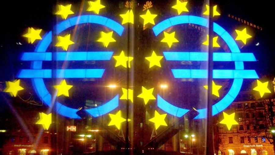 Μείωση του προγράμματος αγοράς ομολόγων από την ΕΚΤ ζητάει ο διοικητής της τράπεζας της Αυστρίας