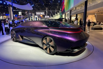 Χωρίς τιμόνι ή παράθυρα... Έκθεση αυτοκινήτου του Πεκίνου: Ηλεκτρικά υπεραυτοκίνητα και SUV - Εντυπωσιακές εικόνες