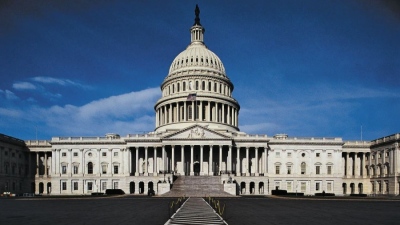 ΗΠΑ: Γλιτώνει στο παρά πέντε το shutdown η κυβέρνηση – Συμφωνία για σχέδιο δαπανών 1,2 τρισ. δολαρίων