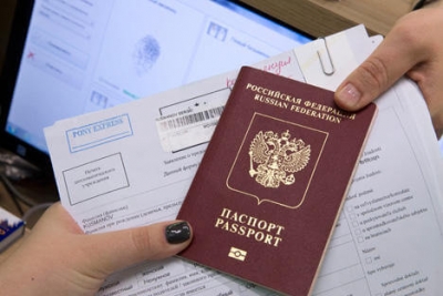 Μόσχα κατά ΕΕ: Σκληρά αντίποινα για την επιβολή περιορισμών στην έκδοση visas σε Ρώσους πολίτες - Όροι στον Zelensky