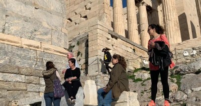 Νέοι όροι και προϋποθέσεις για το επάγγελμα του τουριστικού συνοδού