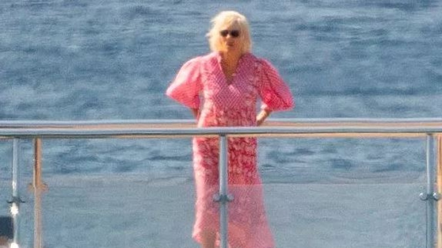 Στην Ελλάδα η βασίλισσα Καμίλα - Κρουαζιέρα στα νησιά με πολυτελές γιοτ δισεκατομμυριούχου