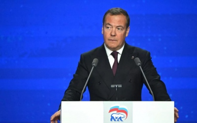 Medvedev (Ρωσία): Η ΕΣΣΔ δεν θα αναβιώσει, αλλά θα επιστρέψουν ιστορικά εδάφη