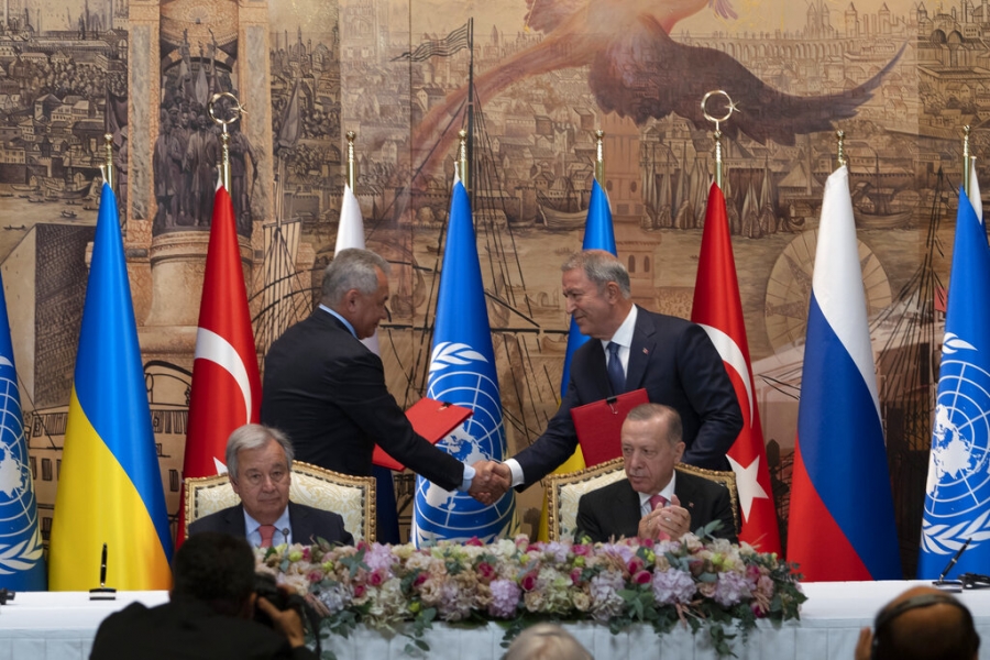 Τουρκία: Δεν έχουμε ενημερωθεί επισήμως για τη ρωσική αποχώρηση από τη διεθνή συμφωνία για τα σιτηρά
