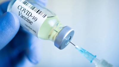 ΗΠΑ: Ετήσιο εμβολιασμό κατά του covid προτείνει η FDA - Τελικά είναι σαν... τη γρίπη