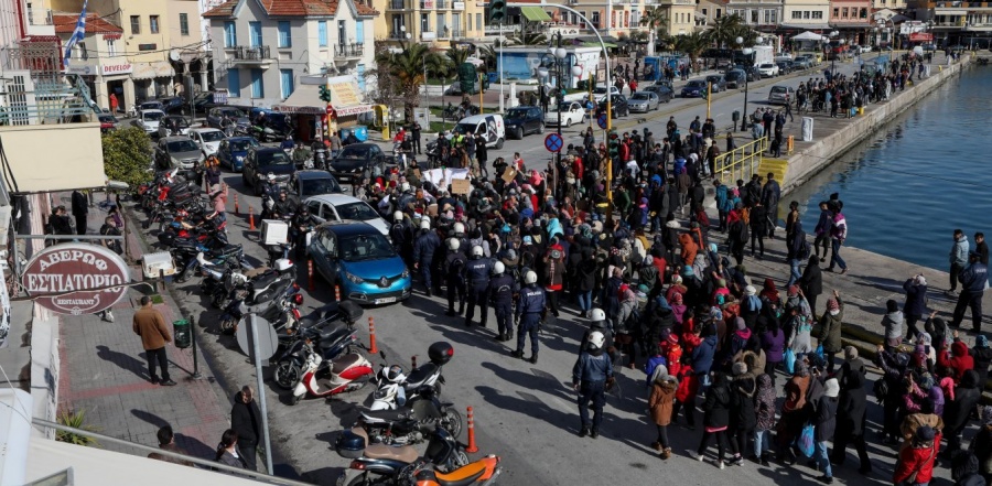 Ανταποδοτικά τέλη 2,8 εκατ. ευρώ στους δήμους που επιβαρύνονται από το μεταναστευτικό