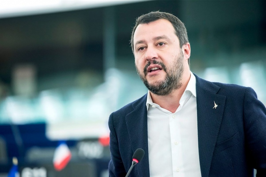 Ιταλία: Νέα προειδοποίηση Salvini προς τις ΜΚΟ που διασώζουν μετανάστες