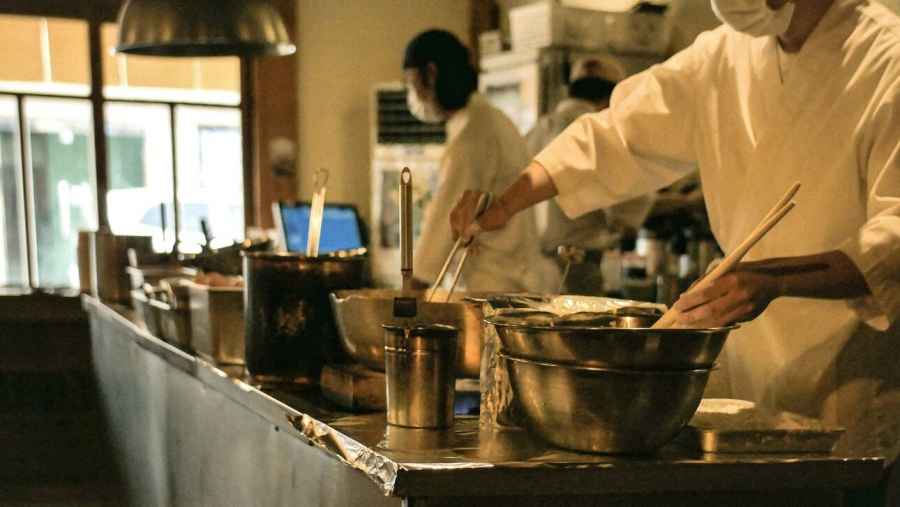 Νότια Κορέα: Μόδα οι... τηγανητές οδοντογλυφίδες - «Μην τις τρώτε» προειδοποιεί η κυβέρνηση