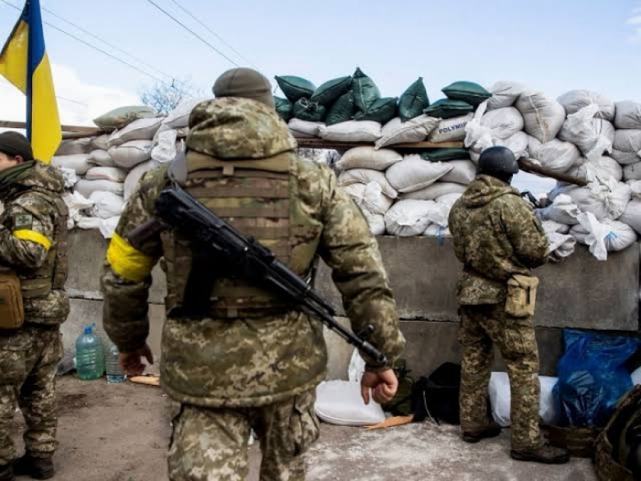 Ουκρανοί κυνηγούν … Ουκρανούς για την επιστράτευση – Podolyak: Να κοπούν τα επιδόματα