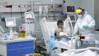 Εκατόμβες νεκρών από covid-19 σε Ρουμανία και Βουλγαρία, τις λιγότερο εμβολιασμένες χώρες της ΕΕ