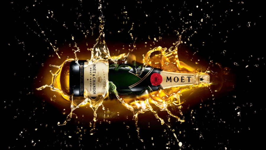 Σαμπάνια, σεξ, εκδίκηση, φυλετικές διακρίσεις - Η αμαρτωλή αυτοκρατορία της Moët και οι... μυστικές αποστολές προϊόντων στη Ρωσία