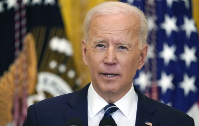 Biden: Σκανδαλώδης η αναγκαστική προσγείωση του αεροσκάφους στη Λευκορωσία