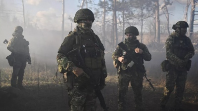 Μακελειό: Ο ρωσικός στρατός προχωρά κατά μήκος της πρώτης γραμμής - Τεράστιες απώλειες για τους Ουκρανούς