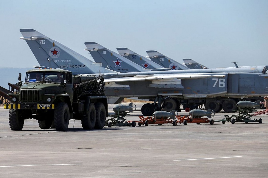 Το ρωσικό υπουργείο Άμυνας ανακοίνωσε την επέκταση της αεροπορικής βάσης Χμεϊμίμ στη Συρία