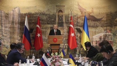 Ιστορικός καταλύτης η Τουρκία: Σχεδιάζει διαπραγματεύσεις για ειρήνη στην Ουκρανία αλλά ζητά επίμονα τη συμμετοχή της Ρωσίας