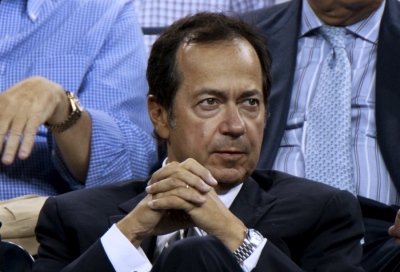 Συγκυριακού τύπου μείωση θέσης του John Paulson στην Πειραιώς κατά 2,4% - Κατέχει πλέον το 16,2%