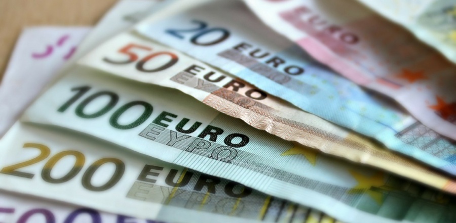 Άνοιξε η πλατφόρμα για το επίδομα των 800 ευρώ σε επαγγελματίες και επιχειρήσεις