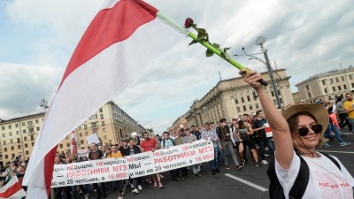Λευκορωσία: Χιλιάδες πολίτες διαδήλωσαν κατά του Lukashenko στο Μινσκ και άλλες πόλεις