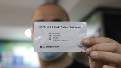 Οδηγίες υπ.Παιδείας προς εκπαιδευτικούς – Δωρεάν self test έως 6/9 σε ανεμβολίαστους