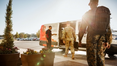 NYT: Τα ιρανικά χτυπήματα στον Κόλπο υποχρέωσαν τον αμερικανικό στρατό σε... εξ αποστάσεως εργασία