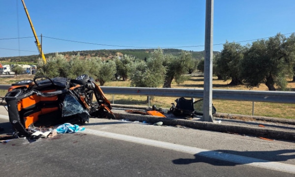 Νέα τραγωδία στην άσφαλτο - Νεκρή μία γυναίκα και ένα βρέφος στη Χαλκιδική