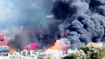 Τρομερό - Καίγεται επί μέρες αποθήκη με ουκρανικά όπλα στο Αμβούργο - Lavrov: Η Ρωσία έχει πληροφορίες για όλους και όλα