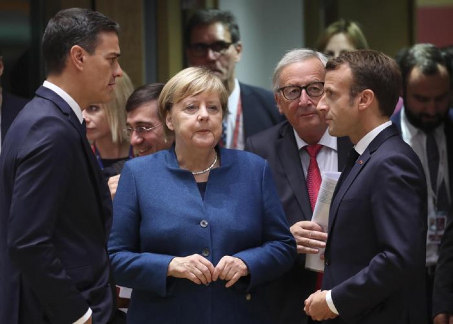 «Ναυάγιο» στη Σύνοδο Κορυφής της ΕΕ, νέα συνεδρίαση την Τρίτη 2/7 - Ιταλία και χώρες του Visegrad κατά του Timmermans - Macron: Αποτύχαμε