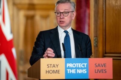 Βρετανία - Σε αυτοαπομόνωση ο Gove - Μέλος της οικογένειας του εμφάνισε συμπτώματα κορωνοϊού