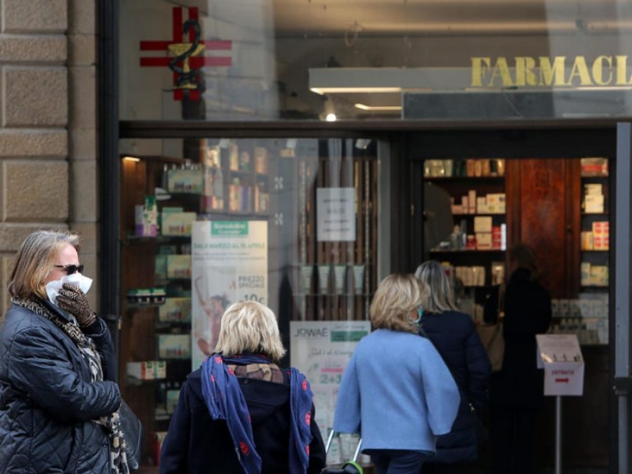 Χάος προκαλεί το Green Pass στην Ιταλία – Ουρές στα φαρμακεία για rapid test και νέες διαμαρτυρίες στα λιμάνια