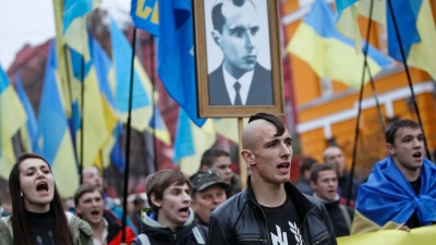 Πιο δυνατό το χαστούκι στην Ουκρανία - Η Πολωνία ποινικοποιεί τα ναζιστικά σύμβολα του Bandera