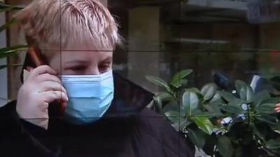 Συγκινεί η σύζυγος του ανεμβολίαστου δικηγόρου που πέθανε από κορωνοϊό - «Τον έπεισαν αρνητές να μην εμβολιαστεί»