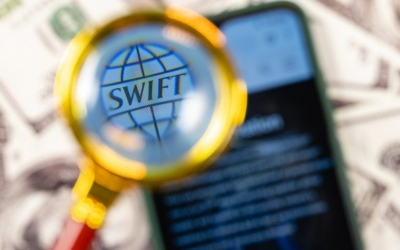 Ρωσία: Λεονταρισμοί (;) για τον αποκλεισμό από το SWIFT εξαιτίας της έκθεσης των ευρωπαϊκών τραπεζών