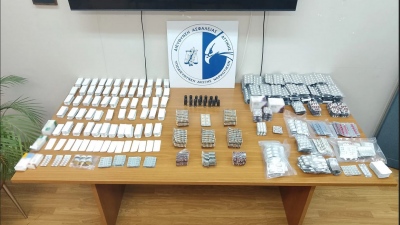 ΕΛ.ΑΣ: Σύλληψη 43χρονου για κατοχή 10.500 ναρκωτικών και φαρμακευτικών δισκίων