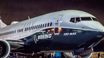 Βαθαίνει η κρίση στη Boeing – Αναστέλλει προσωρινά την παραγωγή των 737 ΜΑΧ