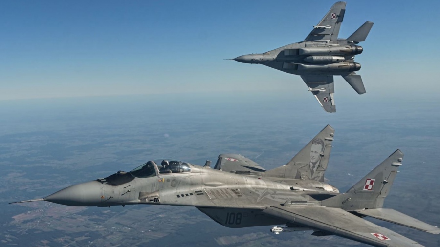 Κόκκινος συναγερμός στην Πολωνία για «ρωσικά drones» - Σηκώθηκαν μαχητικά, έκλεισε το αεροδρόμιο Lublin