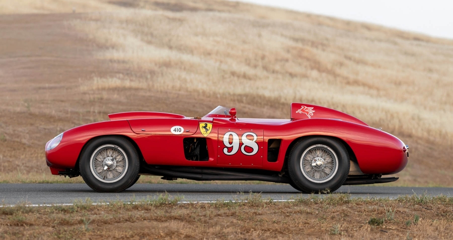 Αυτή η Ferrari είχε περάσει από τα χέρια των Fangio και Shelby