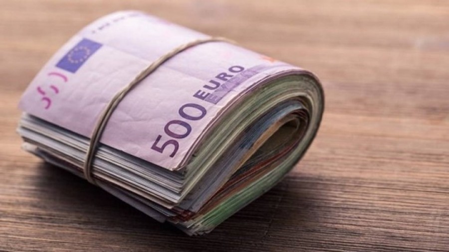 Προϋπολογισμός 2024: Ας προετοιμαστούμε για το σοκ - Έως 5 δισ. ευρώ φόροι κάθε μήνα για νοικοκυριά και επιχειρήσεις
