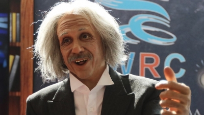 Παγκόσμιο Συνέδριο Ρομποτικής, Πεκίνο: Ο Μανδαρίνος-Αϊνστάιν και τα ρομπότ - χειρούργος, νοσοκόμος, φύλακας, πιανίστας, μεταξύ των 500 καλύτερων