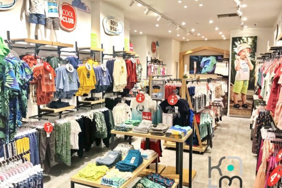 Χαμηλότερες πωλήσεις για την αγορά του Πειραιά κατά την περίοδο των εκπτώσεων σύμφωνα με έρευνα του Εμπορικού Συλλόγου