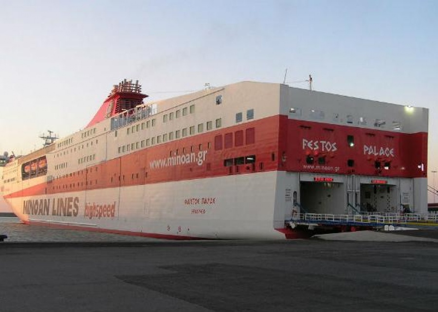 Στο λιμάνι Ηρακλείου προσέκρουσε το επιβατηγό πλοίο «Φαιστός Παλάς» - Δεν υπάρχουν τραυματισμοί