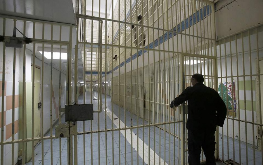 Συναγερμός στις φυλακές Αυλώνα - Άγρια επεισόδια μεταξύ των κρατουμένων