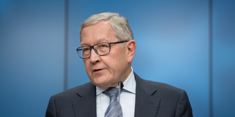 Regling (ΕSM): Aστάθεια στις αγορές λόγω της ανθρωπιστικής κρίσης στην Ουκρανία