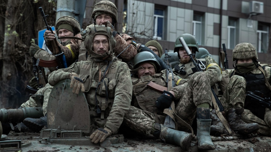 Απίστευτο χάος στο Kupyansk - Ουκρανικές μονάδες πολεμάνε μεταξύ τους λόγω ασυνεννοησίας και έλλειψης επικοινωνίας