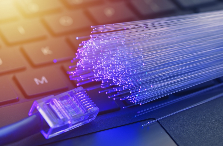 COSMOTE: Δωρεάν αναβάθμιση ταχυτήτων και για τις εταιρικές συνδέσεις Dedicated Internet Access
