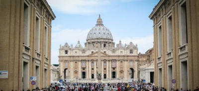 Ιταλία: Στο στόχαστρο των Ιταλικών Αρχών το Βατικανό για ύποπτες αγορές ακινήτων στο Λονδίνο