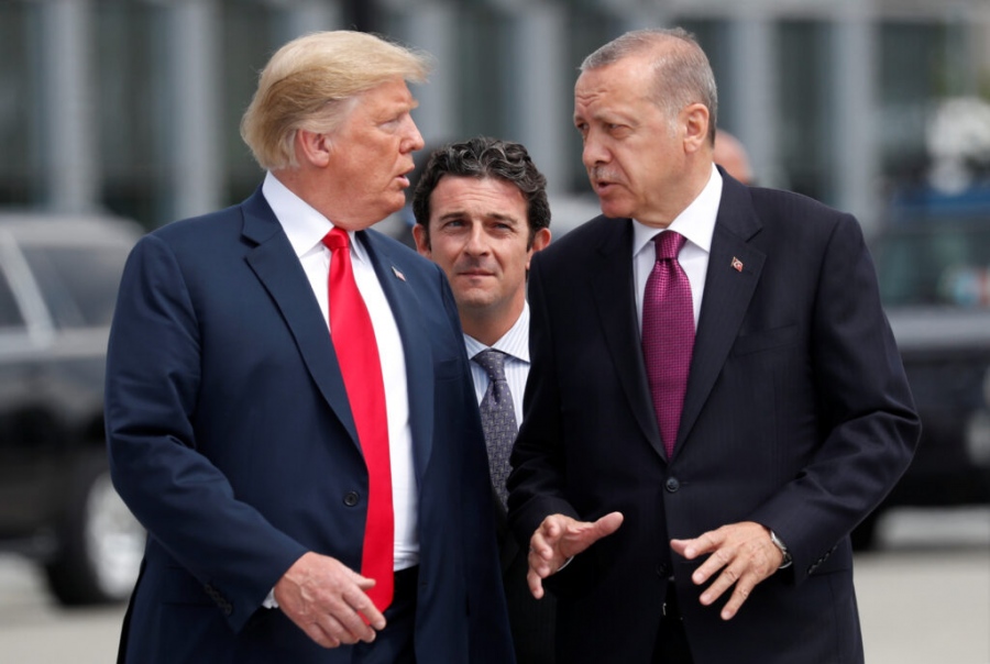 Νέος άξονας: Εrdogan - Trump ανατρέπουν τις ισορροπίες σε Μέση Ανατολή και Μεσόγειο